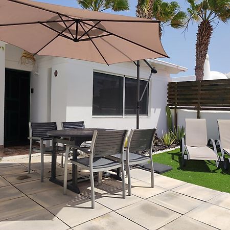 The White House With Pool - Playa Blanca Apartment Luaran gambar